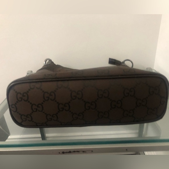 Gucci Authentic, LIKE NEW monogram handbag - Picture 14 of 15